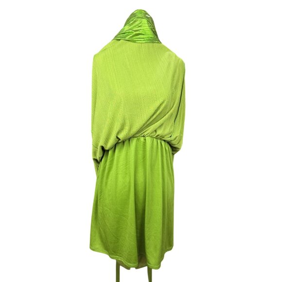 NEW Sincerely Jules Womens L Green Metallic Deep Neck Shiny Pleated Gown Stretch - Picture 4 of 16